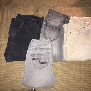 4 pair of Jeans